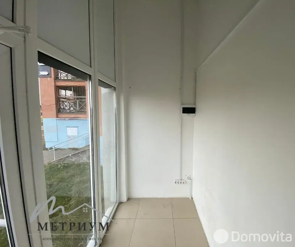 торговый объект, Минск, ул. Руссиянова, д. 4, стоимость аренды 1 014 р./мес.