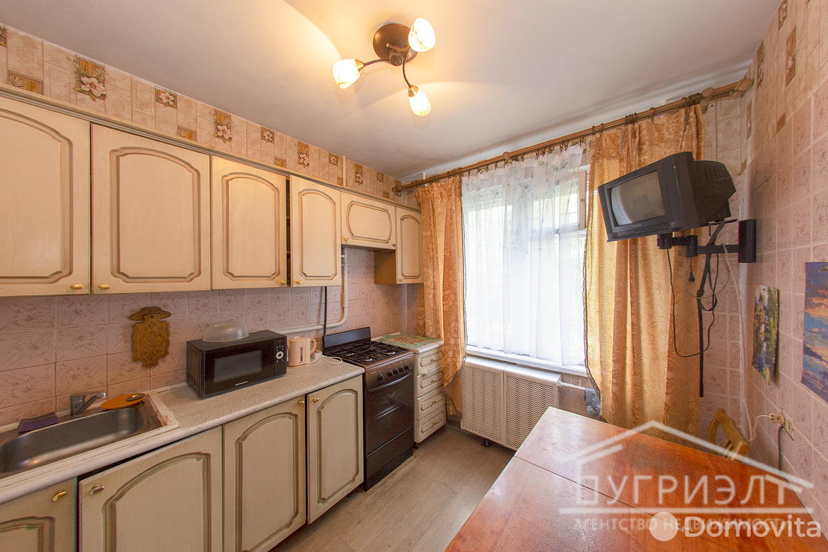 Купить 3-комнатную квартиру в Минске, пр-т Независимости, д. 157, 93500 USD, код: 915003 - фото 1