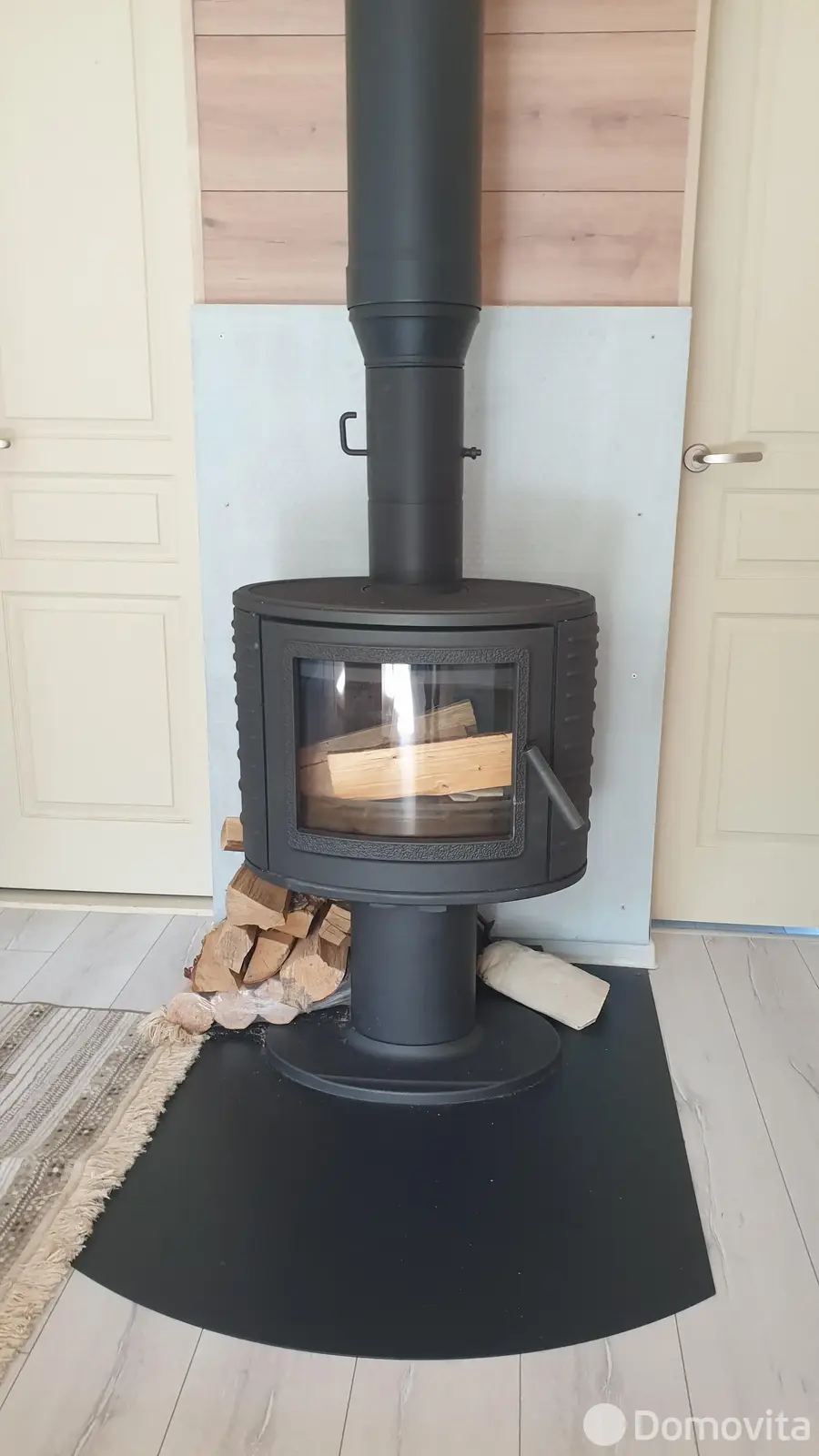 дом, Чаровница, 