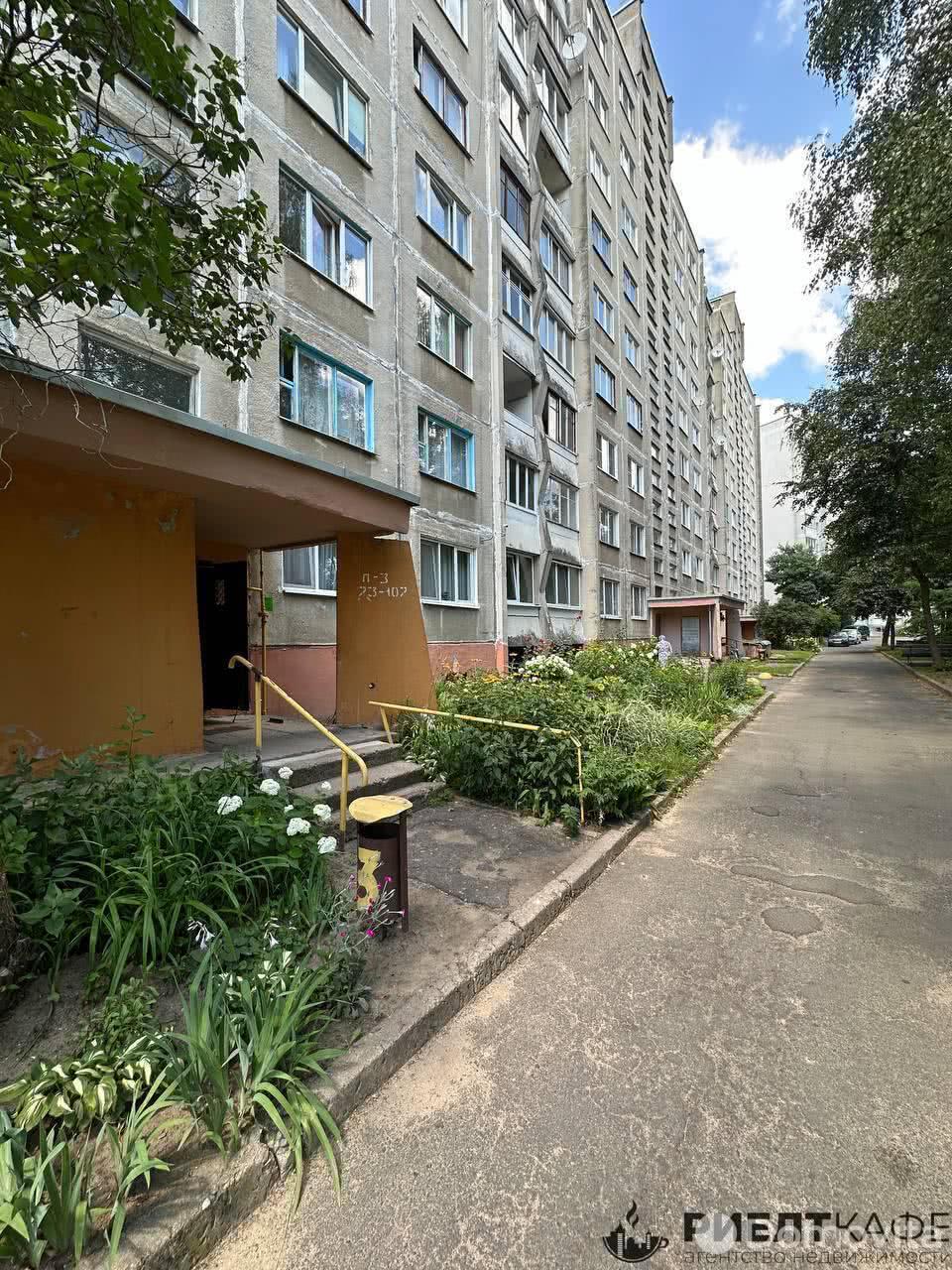 Продажа 4-комнатной квартиры в Барановичах, ул. Коммунистическая, д. 21, 42000 USD, код: 1023521 - фото 1