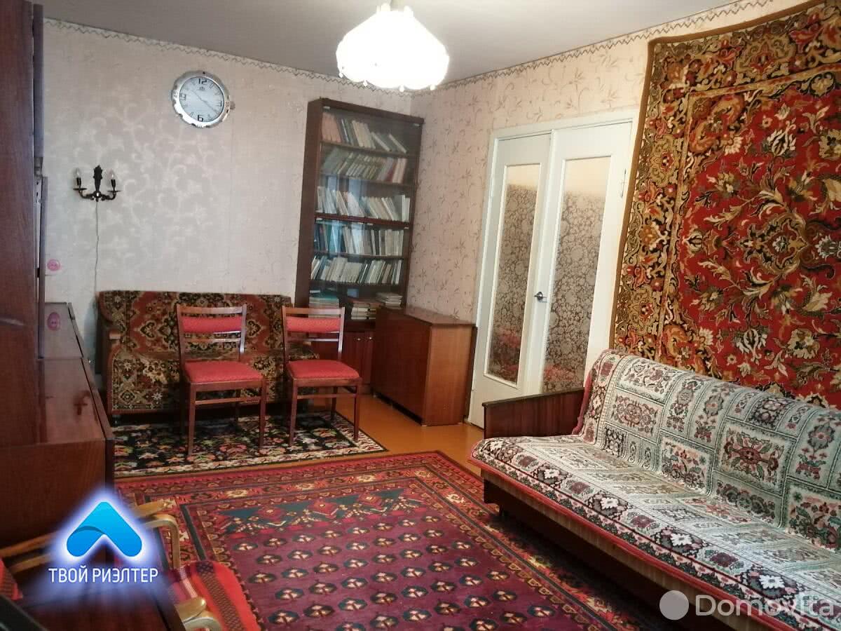 Продажа 2-комнатной квартиры в Речице, ул. Наумова, д. 26, 24000 USD, код: 997743 - фото 2