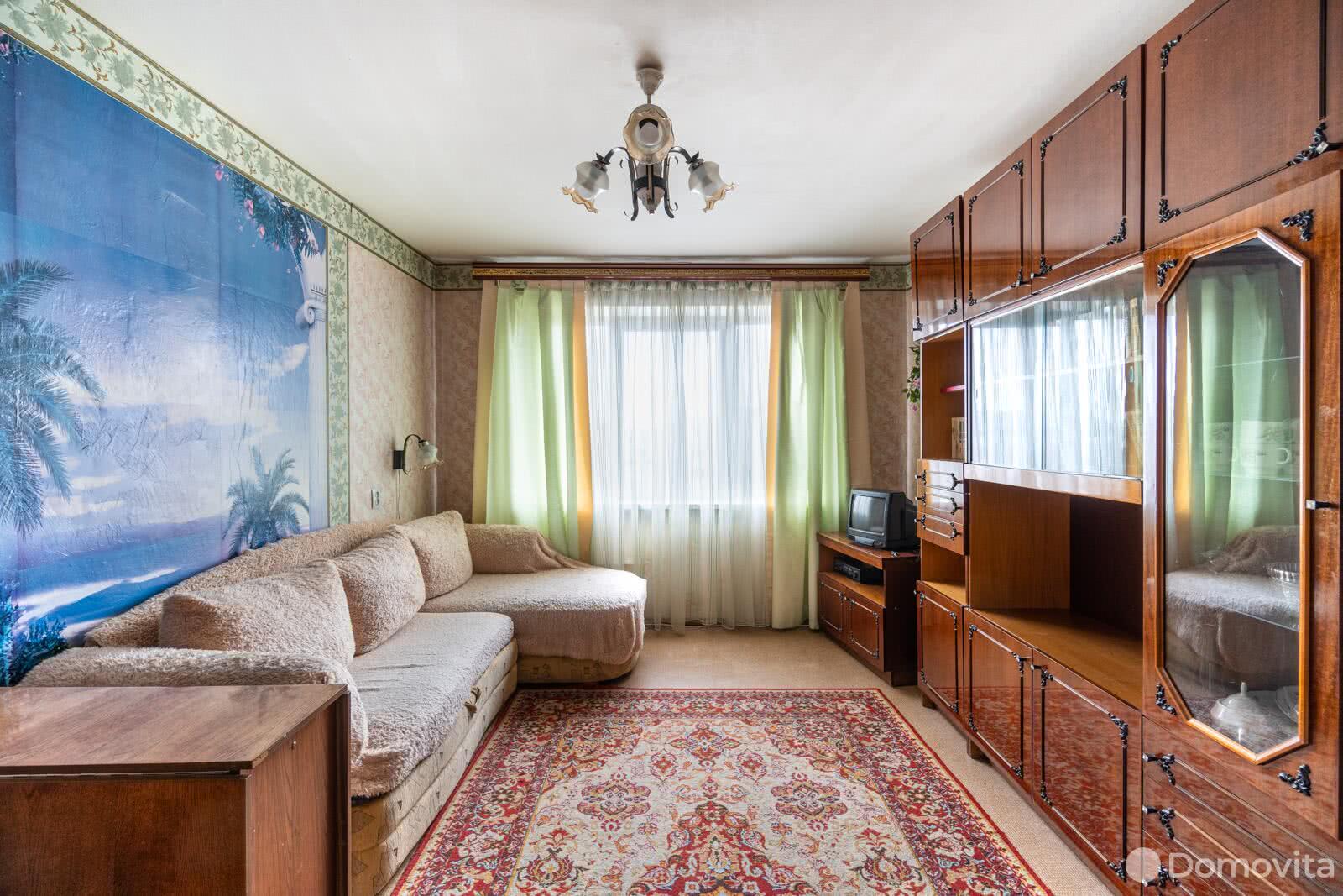 Продажа 3-комнатной квартиры в Минске, ул. Голубева, д. 20, 78000 USD, код: 980414 - фото 1