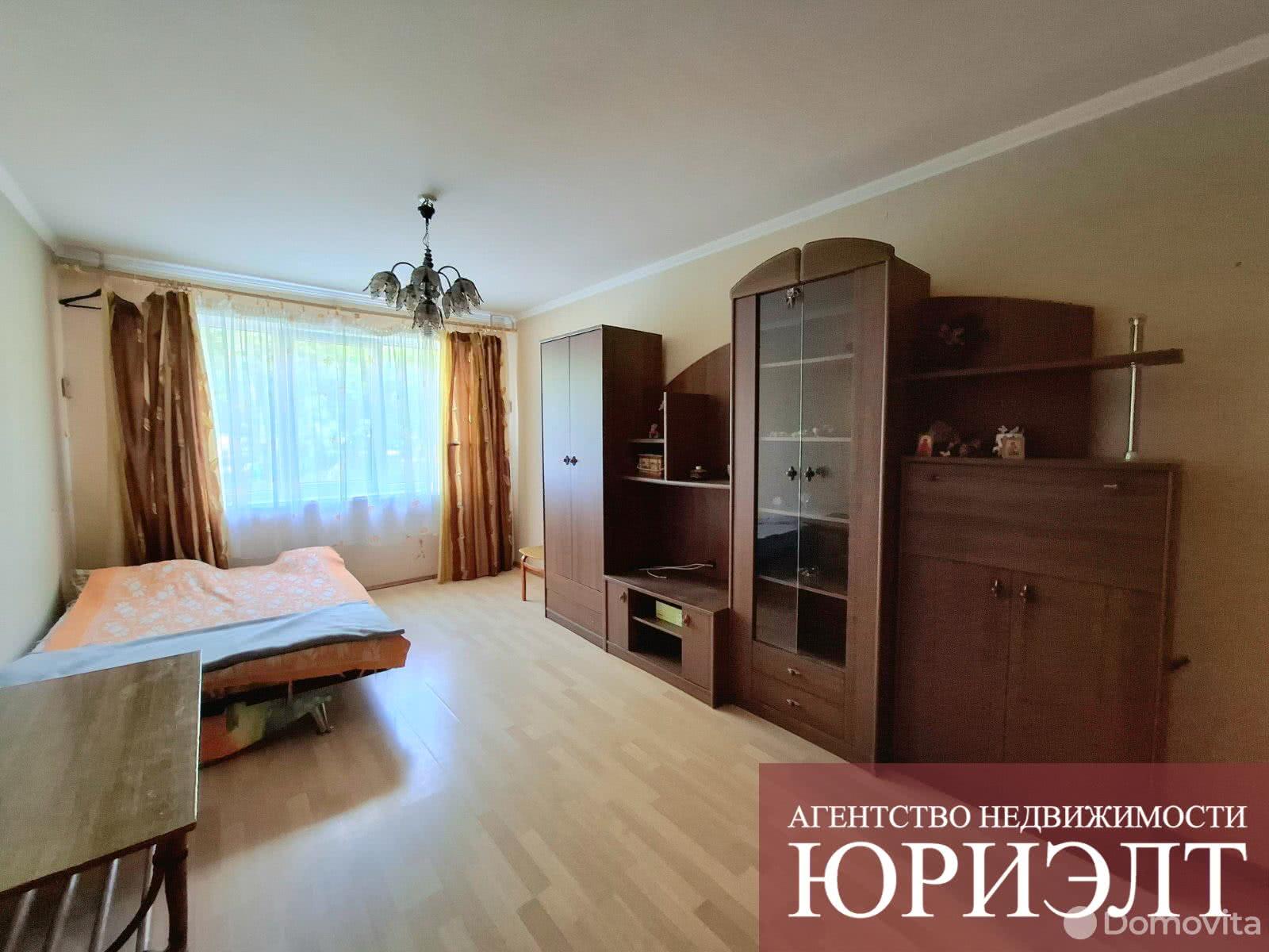 Купить 3-комнатную квартиру в Бресте, ул. Писателя Смирнова, д. 1, 45000 USD, код: 1014386 - фото 2
