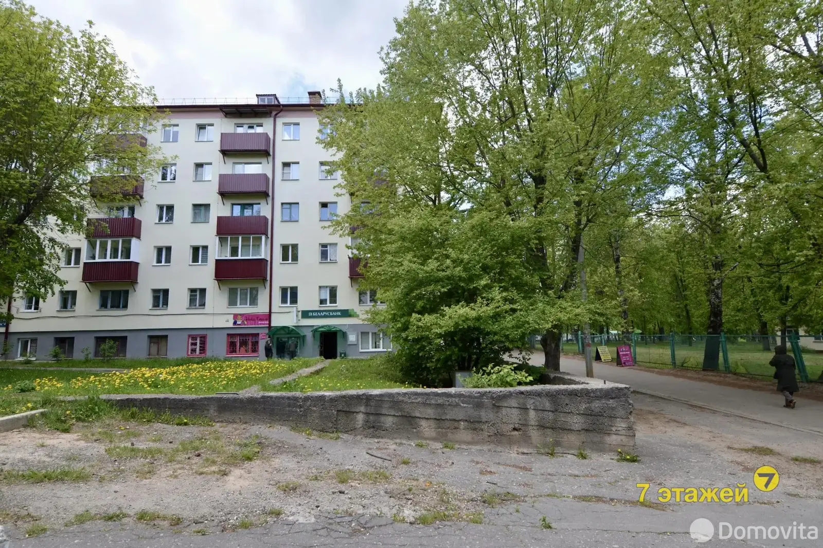 торговый объект, Молодечно, ул. Космонавтов, д. 1Б 