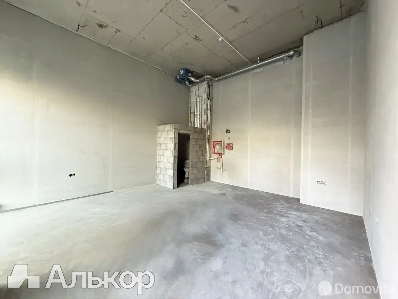 торговый объект, Минск, ул. Братская, д. 9, стоимость аренды 2 346 р./мес.