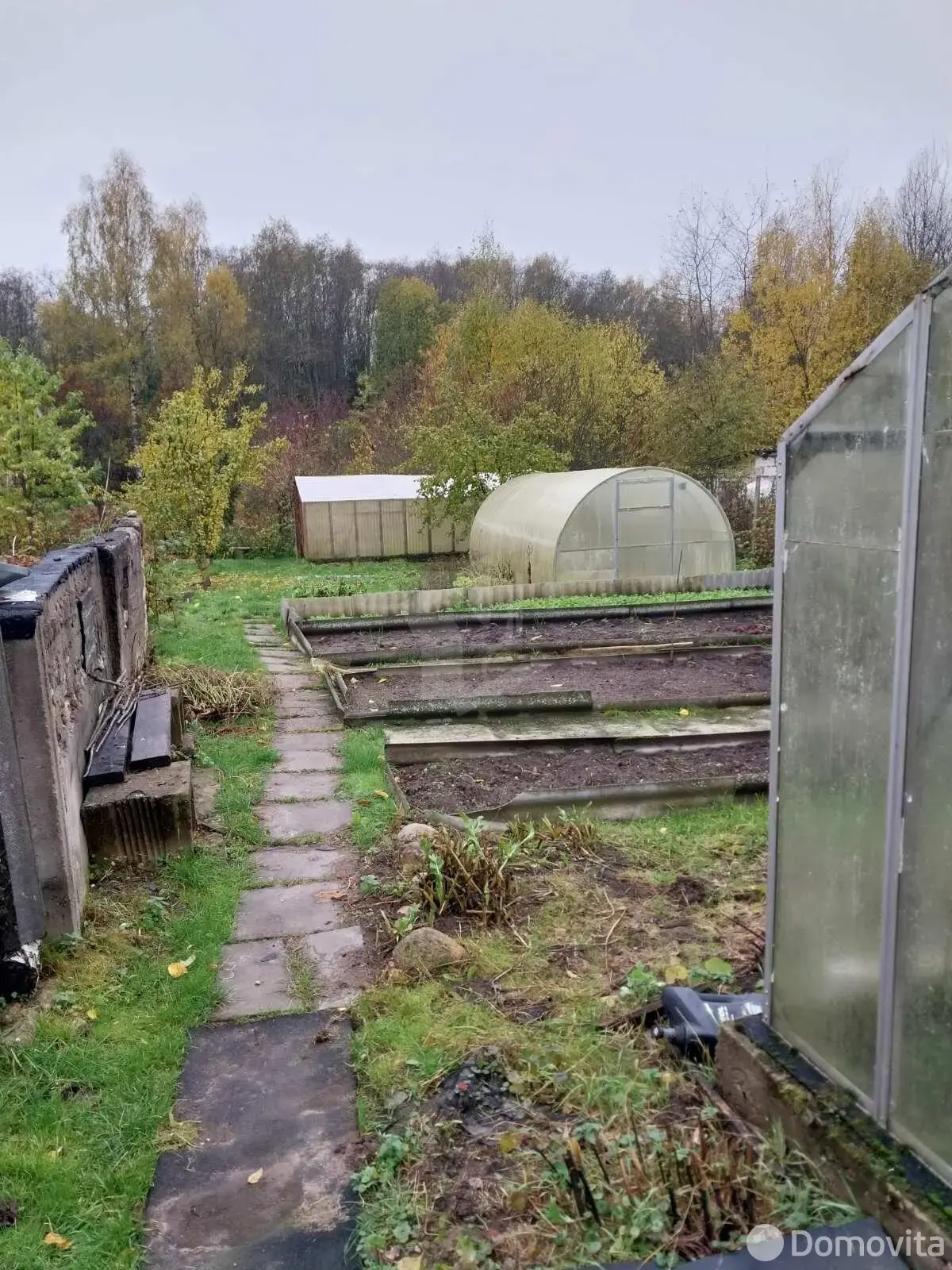 участок, Лувр, - лучшее предложение