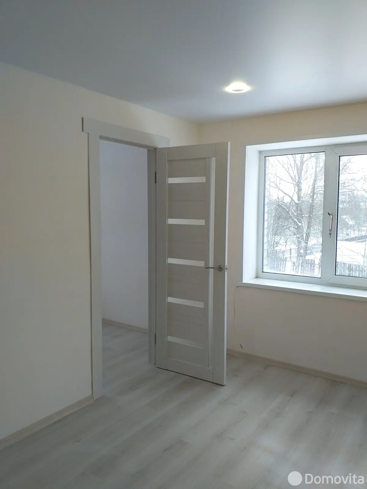 Продажа 2-комнатной квартиры в Старом Селе, ул. Ерзикова, д. #24 - фото 5