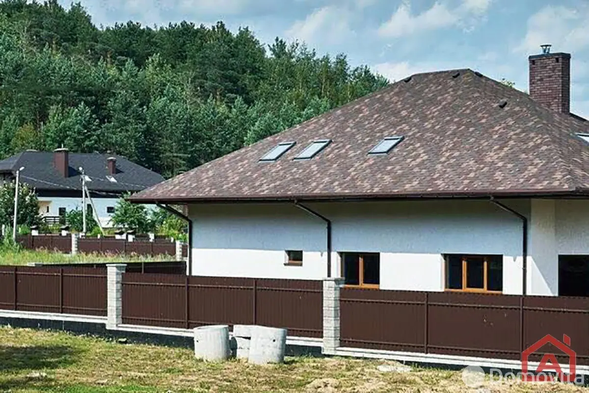 дом, Губичи, ул. Центральная, д. 12 