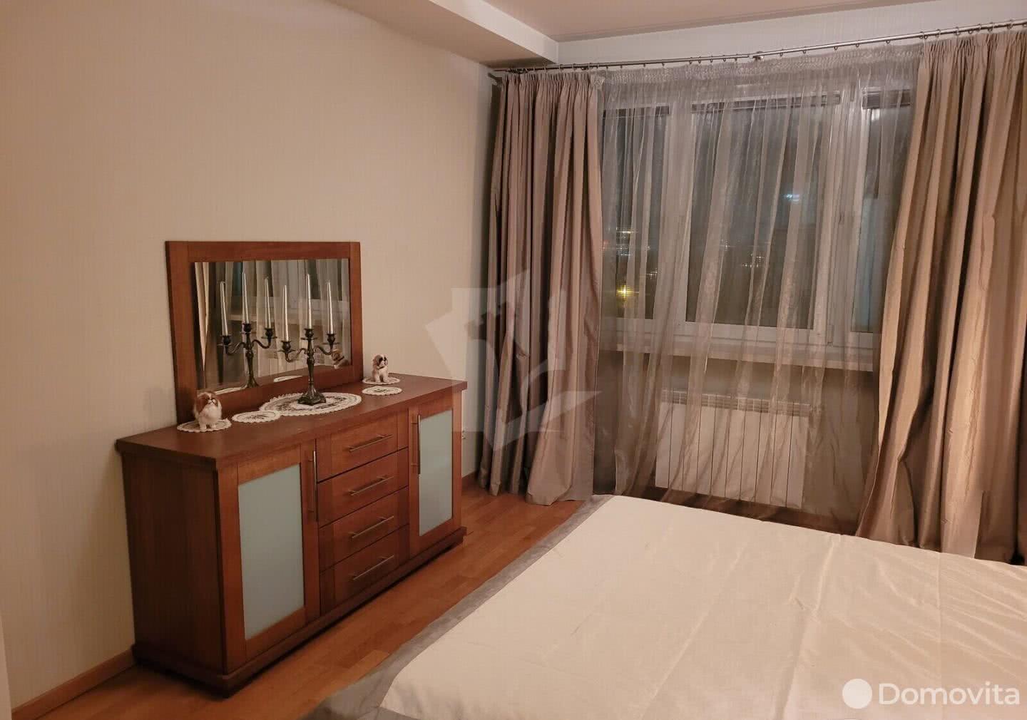Снять 4-комнатную квартиру в Минске, ул. Белорусская, д. 15, 850USD, код 138524 - фото 3