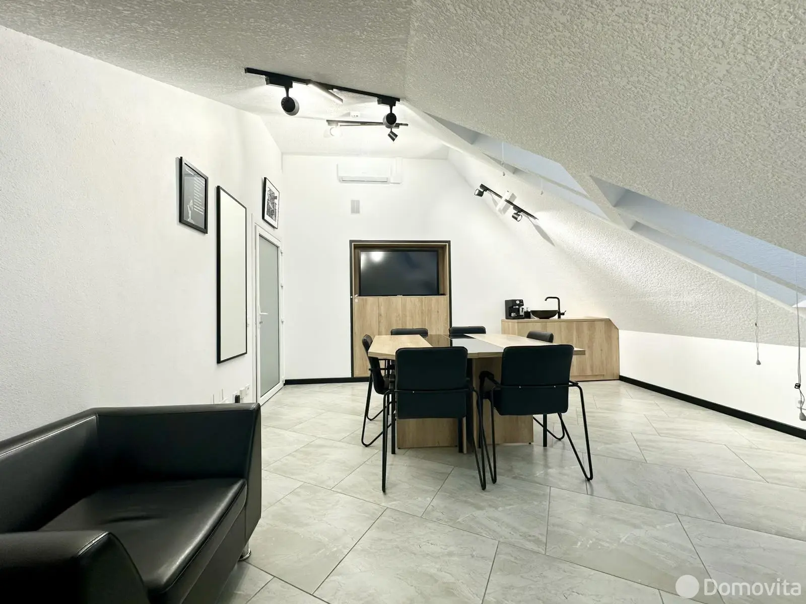 офис, Гродно, пл. Советская, д. 2А, стоимость продажи 151 252 р.