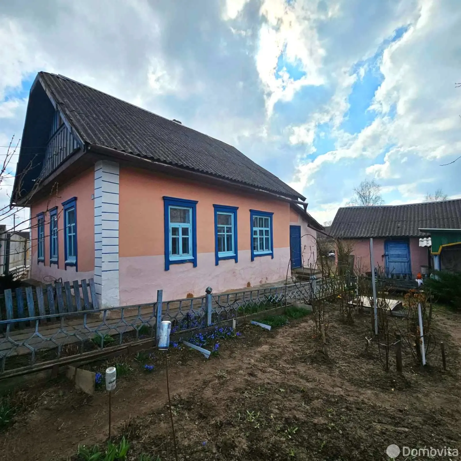 коттедж, Жлобин, пл. Центральная, д. 55