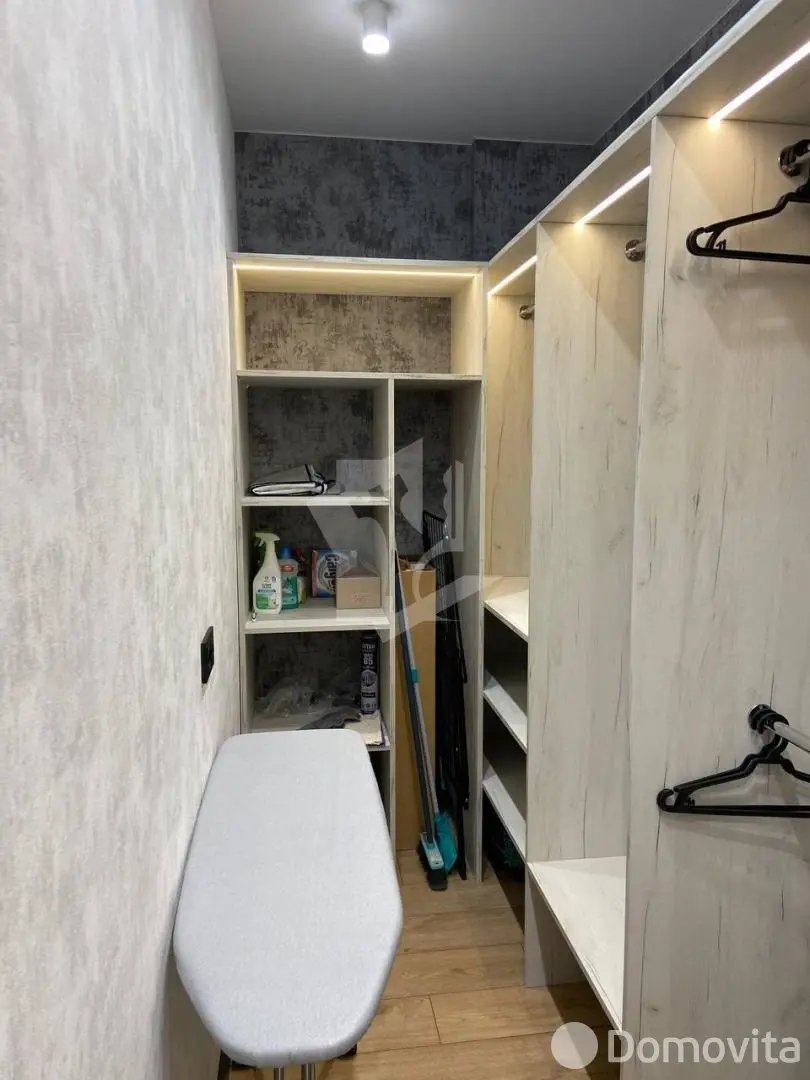 квартира, Минск, ул. Аэродромная, д. 18, стоимость аренды 2 618 р./мес.