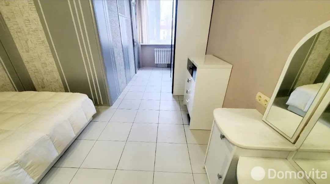 квартира, Минск, ул. Романовская Слобода, д. 20, стоимость аренды 1 579 р./мес.