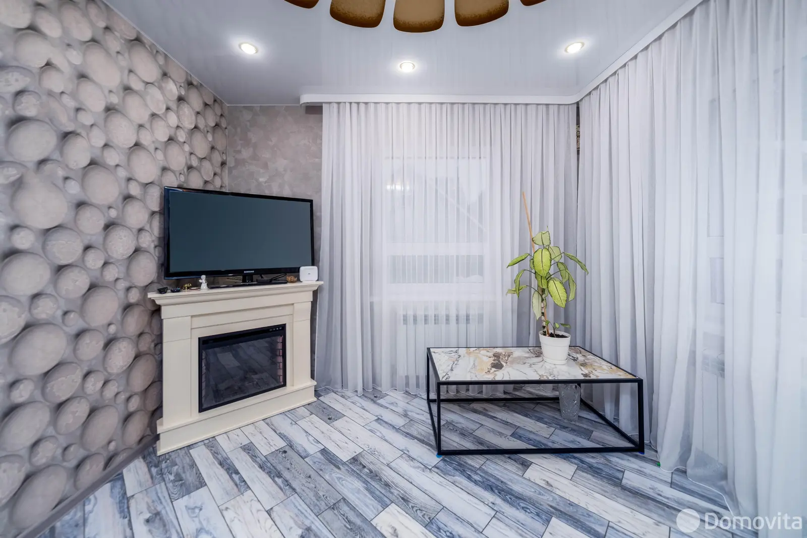 дом, Красное, ул. Подлесная, стоимость продажи 297 531 р.