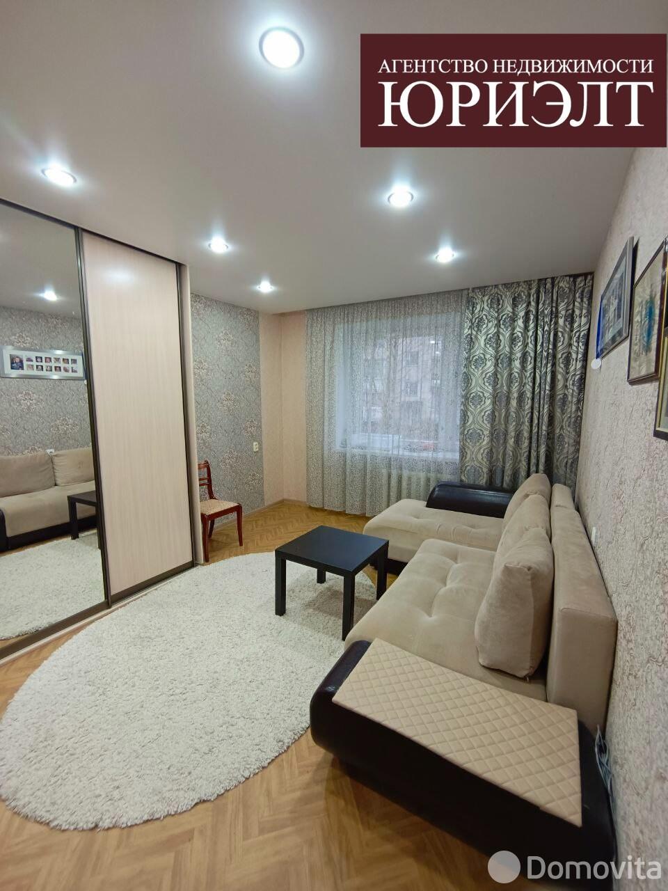 Продажа 3-комнатной квартиры в Лиде, пер. 2-й А. Невского, д. 48, 61500 USD, код: 1117850 - фото 1