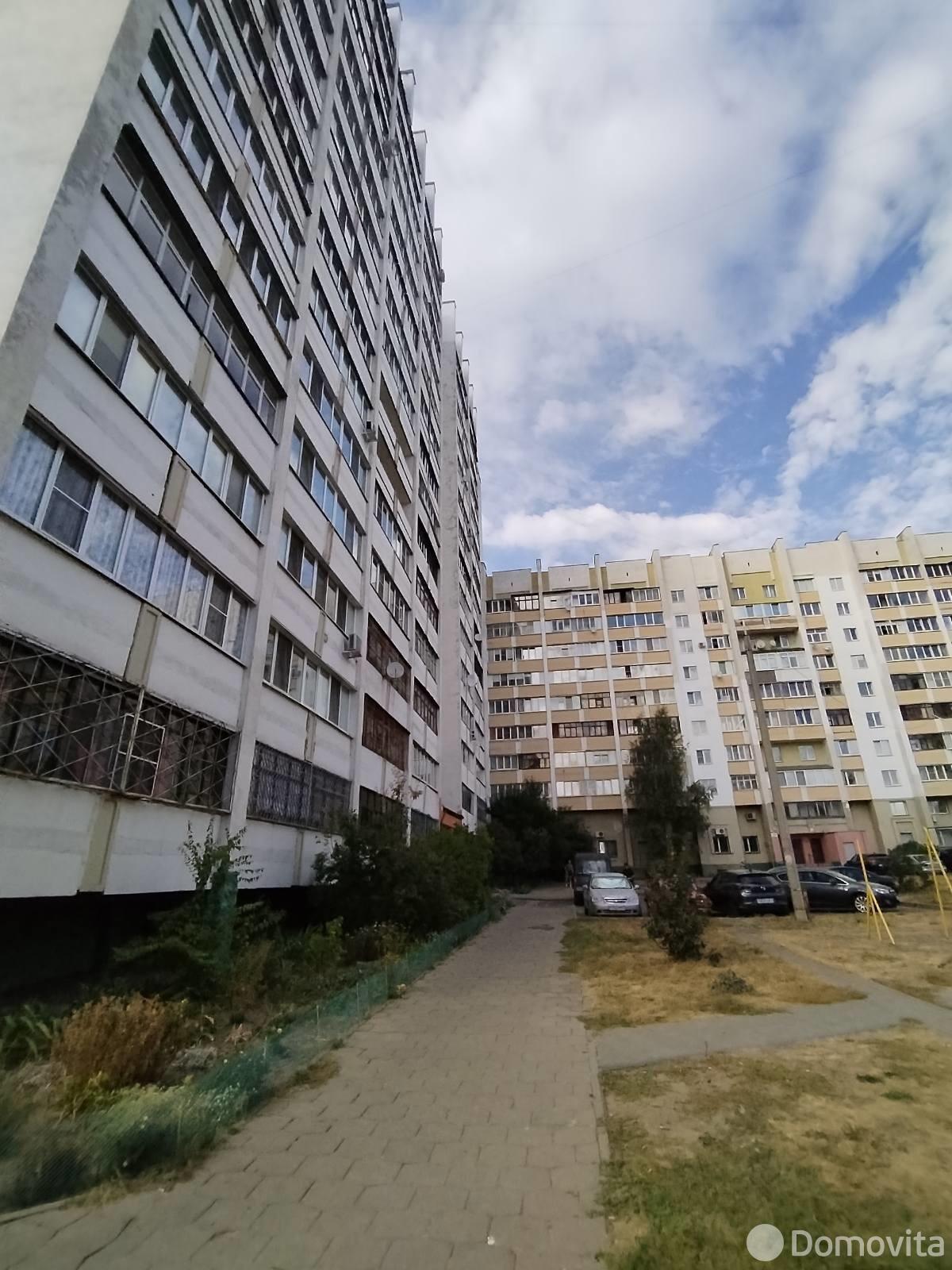 Продажа комнаты в Гомеле, ул. Барыкина, д. 98, цена 18000 USD, код 6621 - фото 1