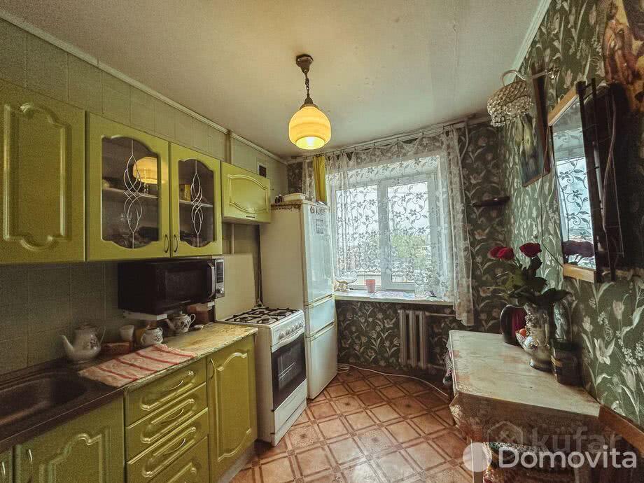 Купить 3-комнатную квартиру в Борисове, ул. Лопатина, д. 44, 36000 USD, код: 1017742 - фото 1