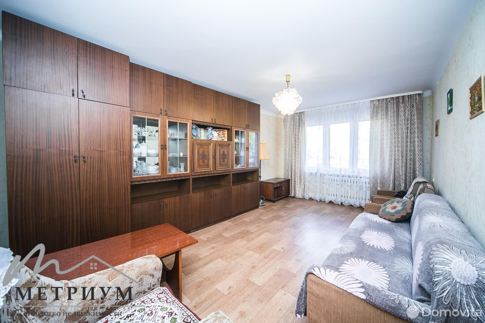 Купить 2-комнатную квартиру в Минске, ул. Одоевского, д. 107, 64500 USD, код: 999057 - фото 2