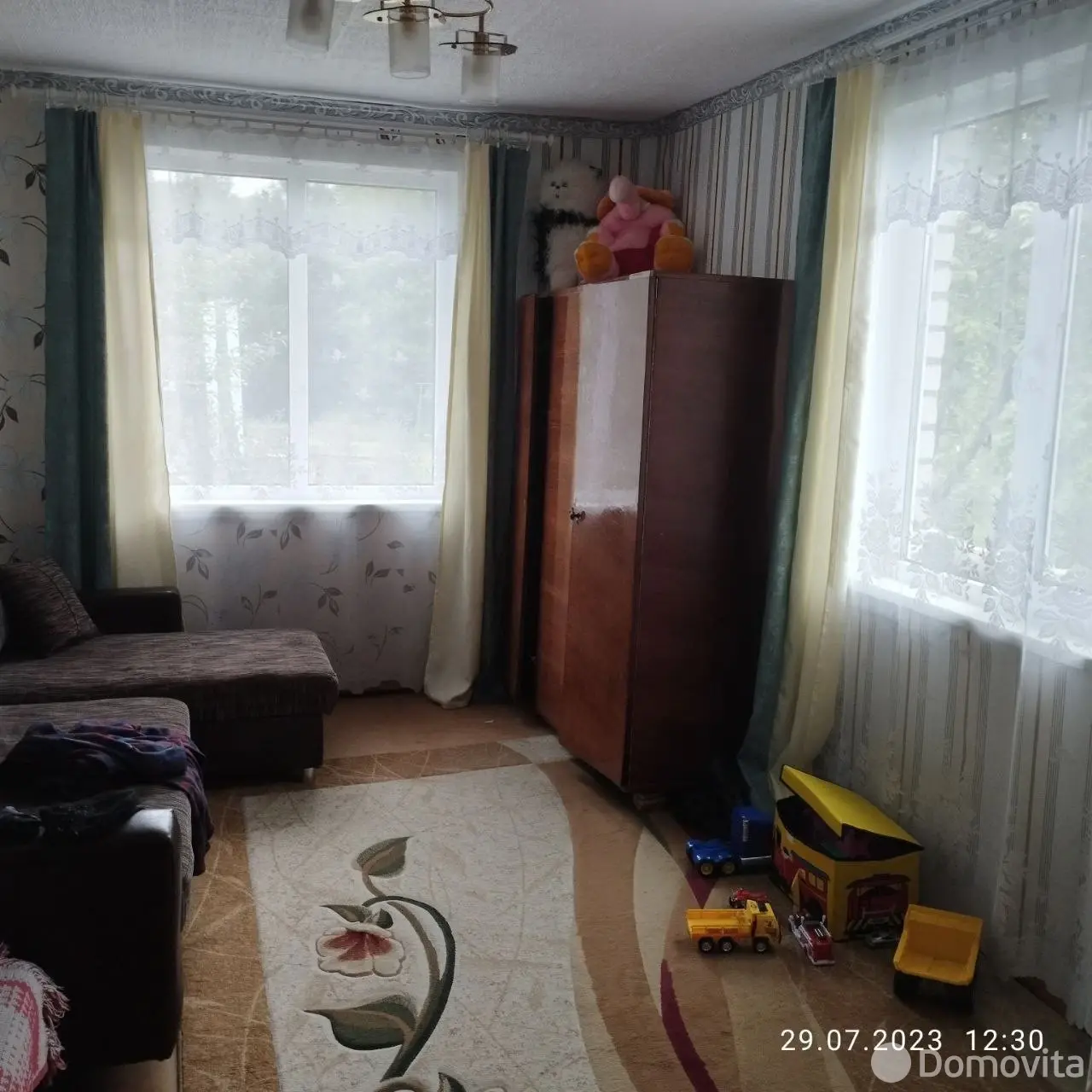 дача, Калужница, 