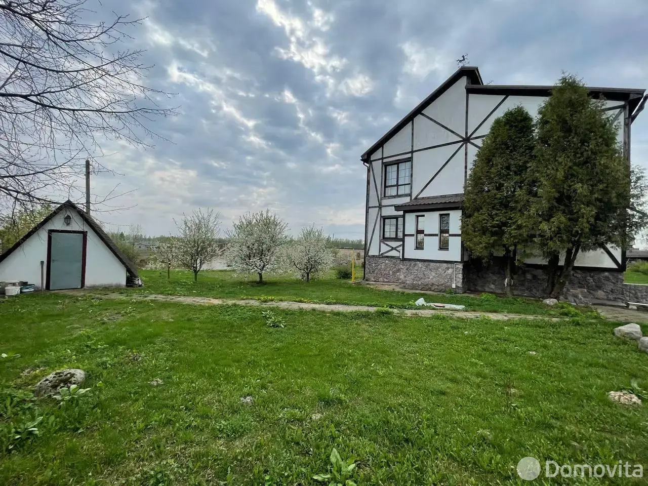 Стоимость продажи коттеджа, Белица, 