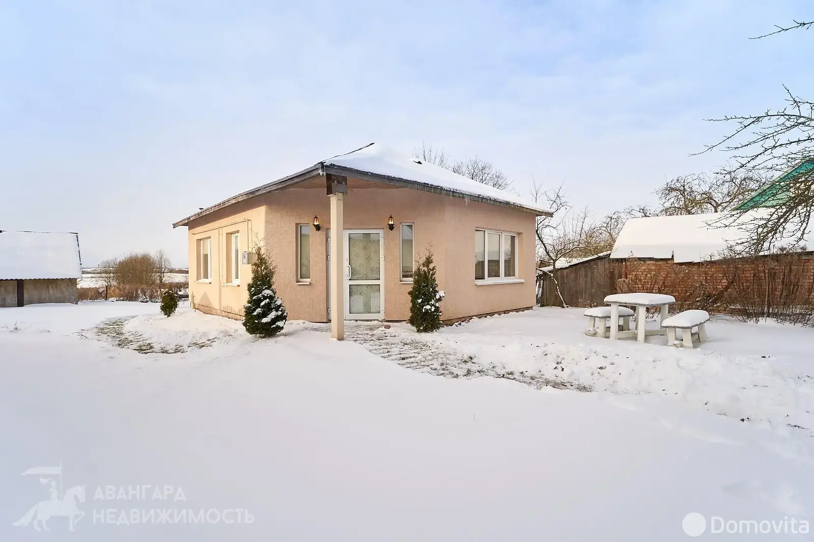 дом, Озеро, ул. Минская 