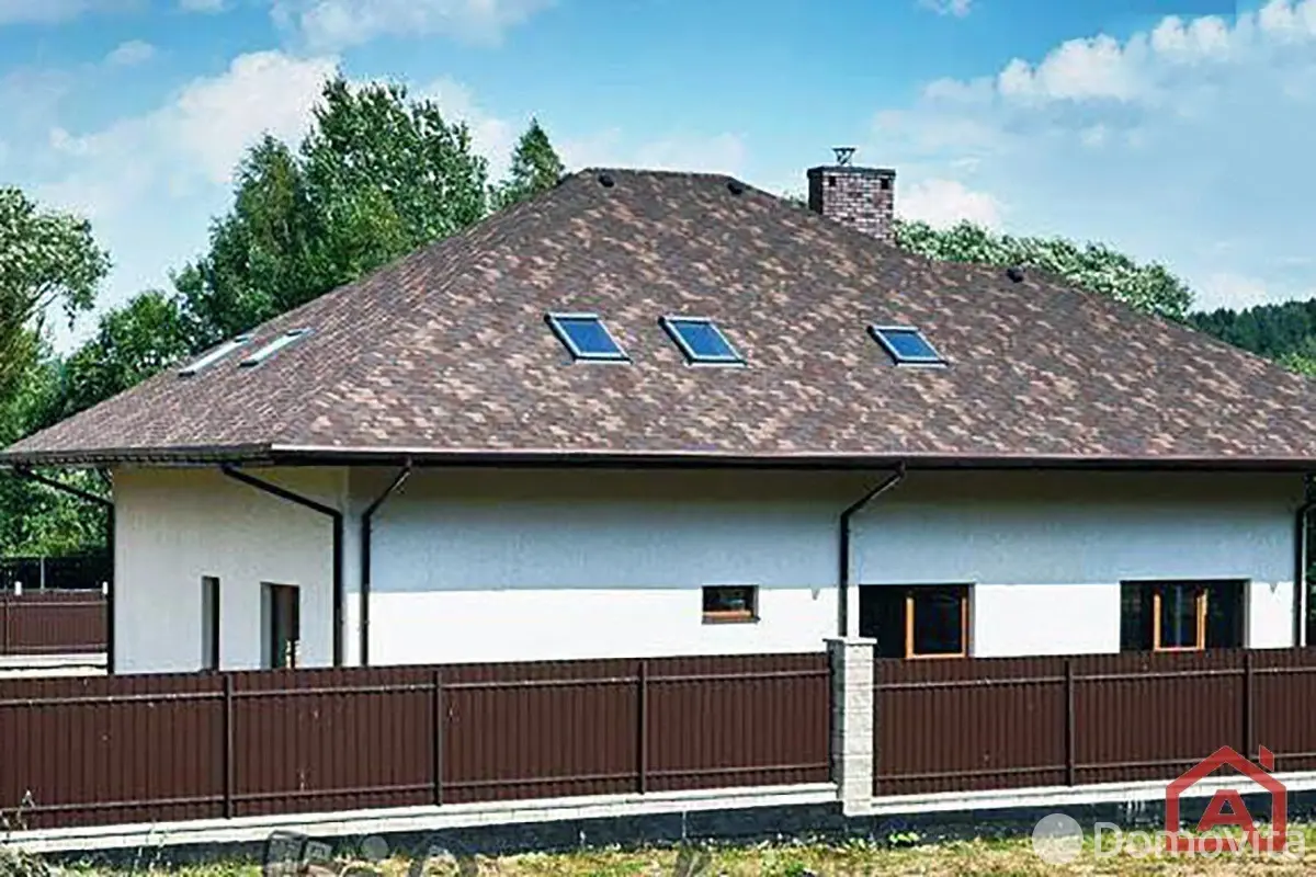 дом, Губичи, ул. Центральная, д. 12 