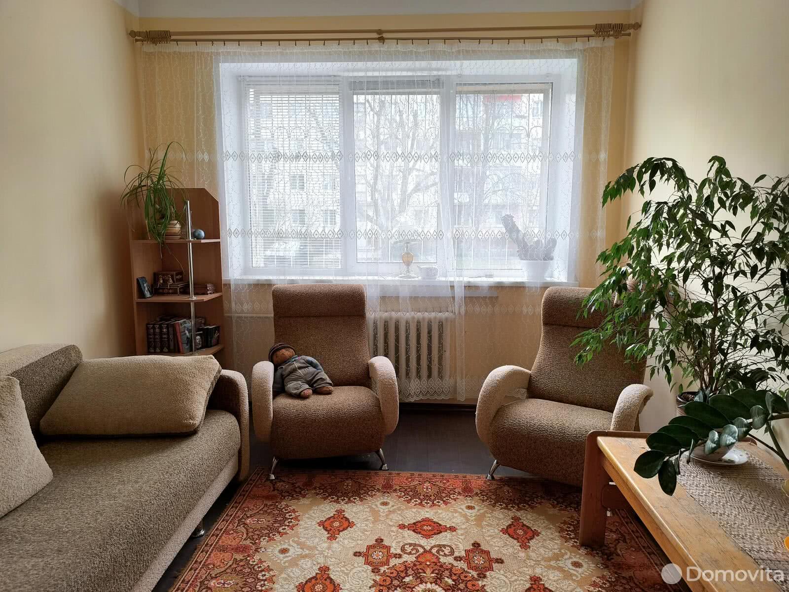 Купить 3-комнатную квартиру в Борисове, ул. Серебренникова, д. 2, 37500 USD, код: 997869 - фото 1