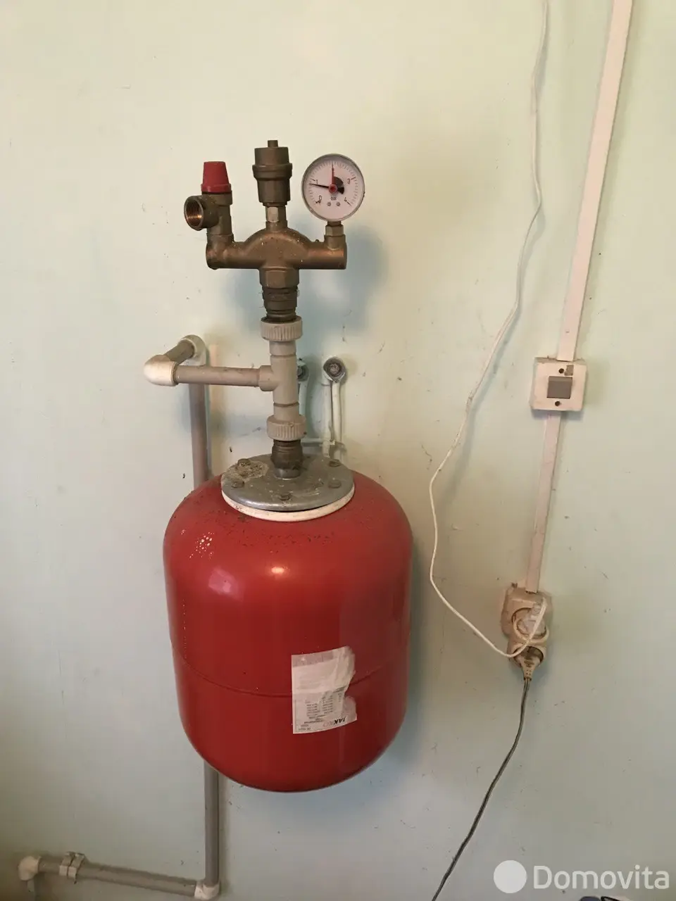 дом, Любишино, ул. Центральная 