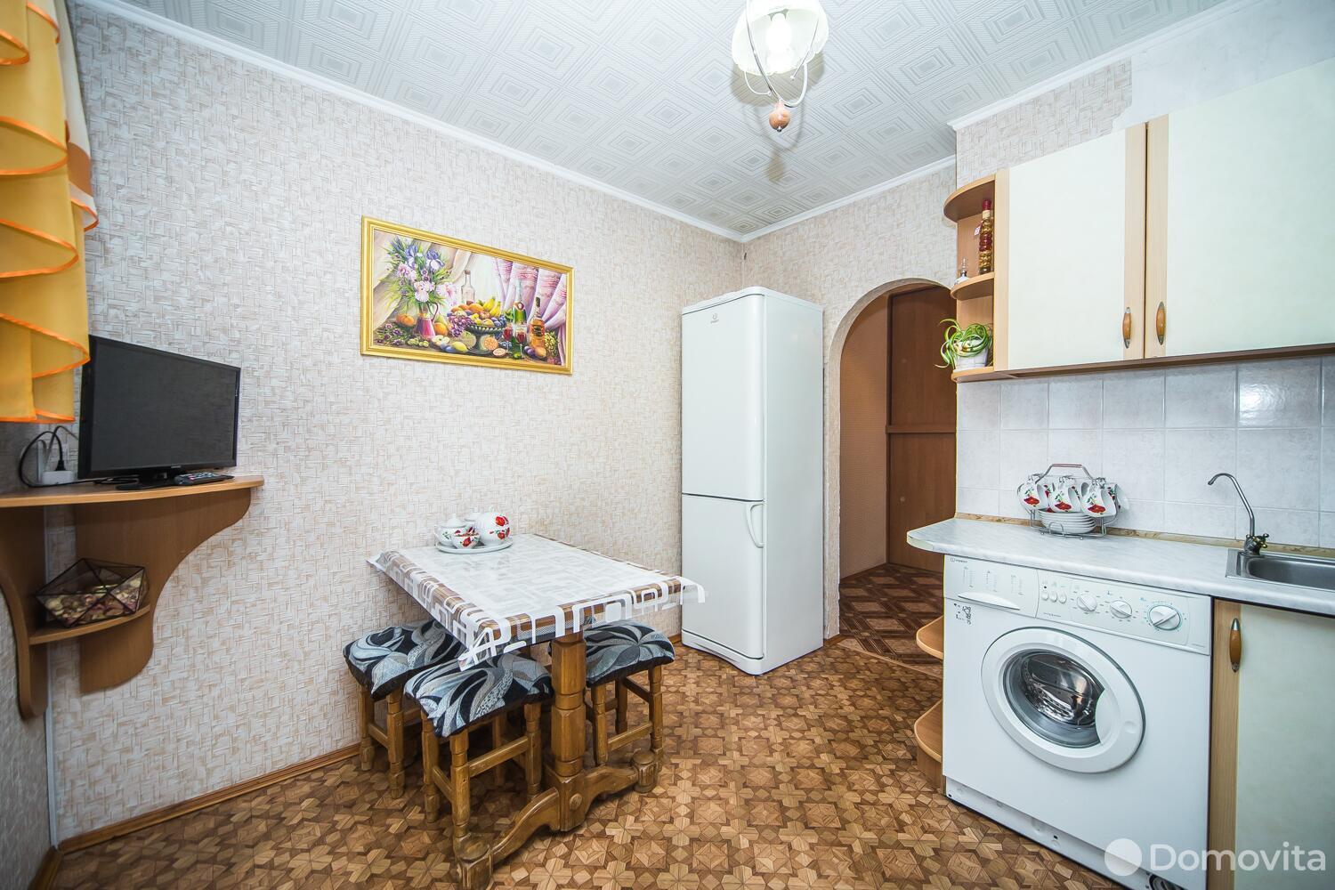 Купить 4-комнатную квартиру в Минске, ул. Сергея Есенина, д. 141, 89000 USD, код: 1017072 - фото 4