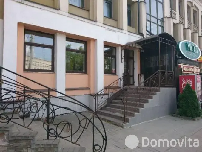 Аренда торговой точки на пр-т Фрунзе, д. 17/а в Витебске, 2227BYN, код 968321 - фото 1