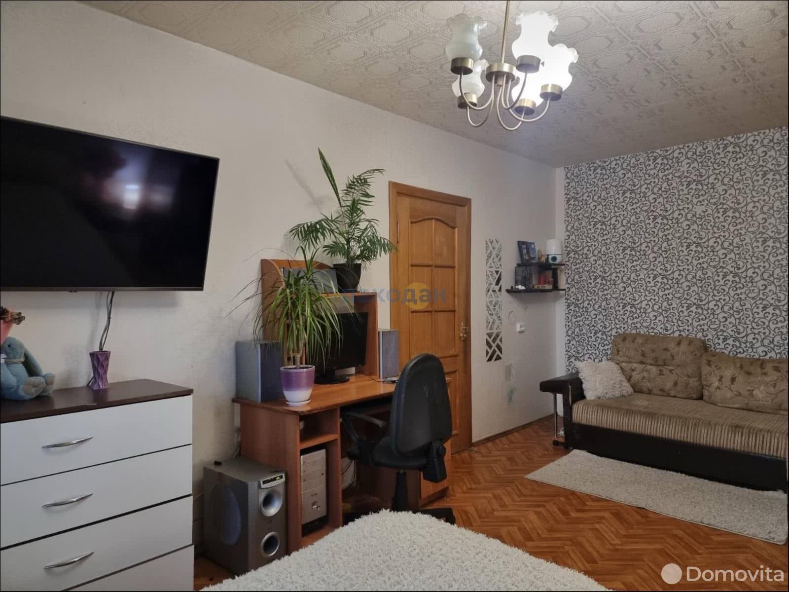 Продажа 2-комнатной квартиры в Минске, ул. Шаранговича, д. 72, 66000 USD, код: 997955 - фото 1