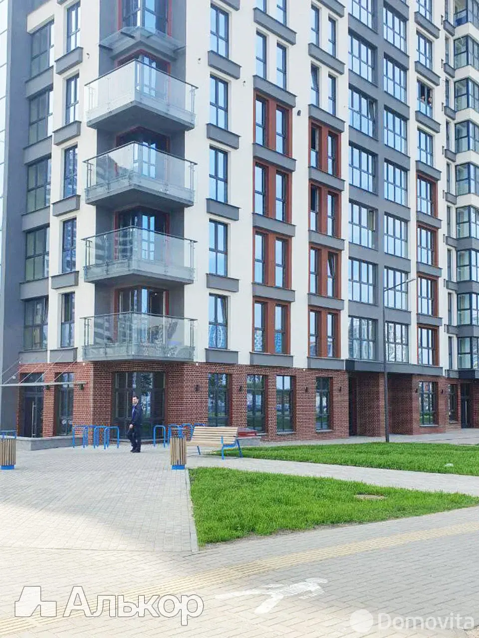 Стоимость аренды торгового объекта, Минск, ул. Игоря Лученка, д. 16