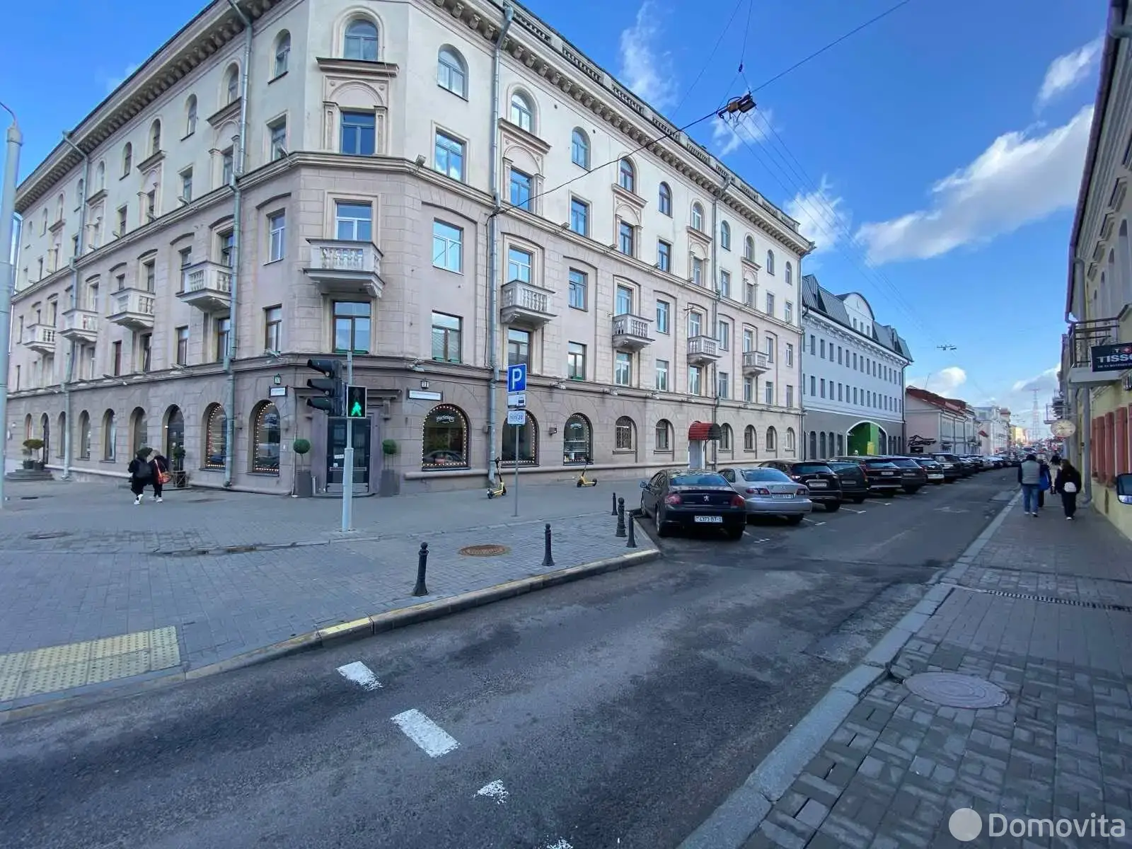 Помещение под сферу услуг в Минске, ул. Интернациональная, д. 3, код 3148 - фото 1