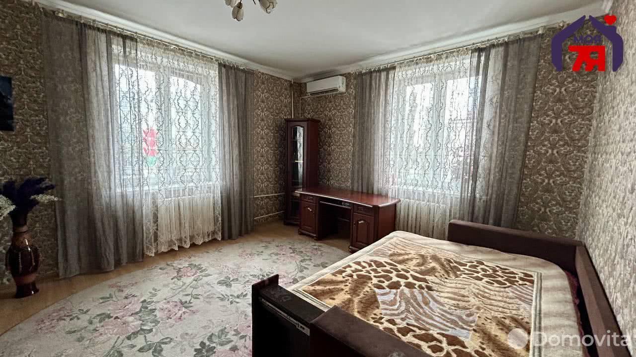 Купить 3-комнатную квартиру в Слуцке, ул. Ленина, д. 128, 44900 USD, код: 933347 - фото 1