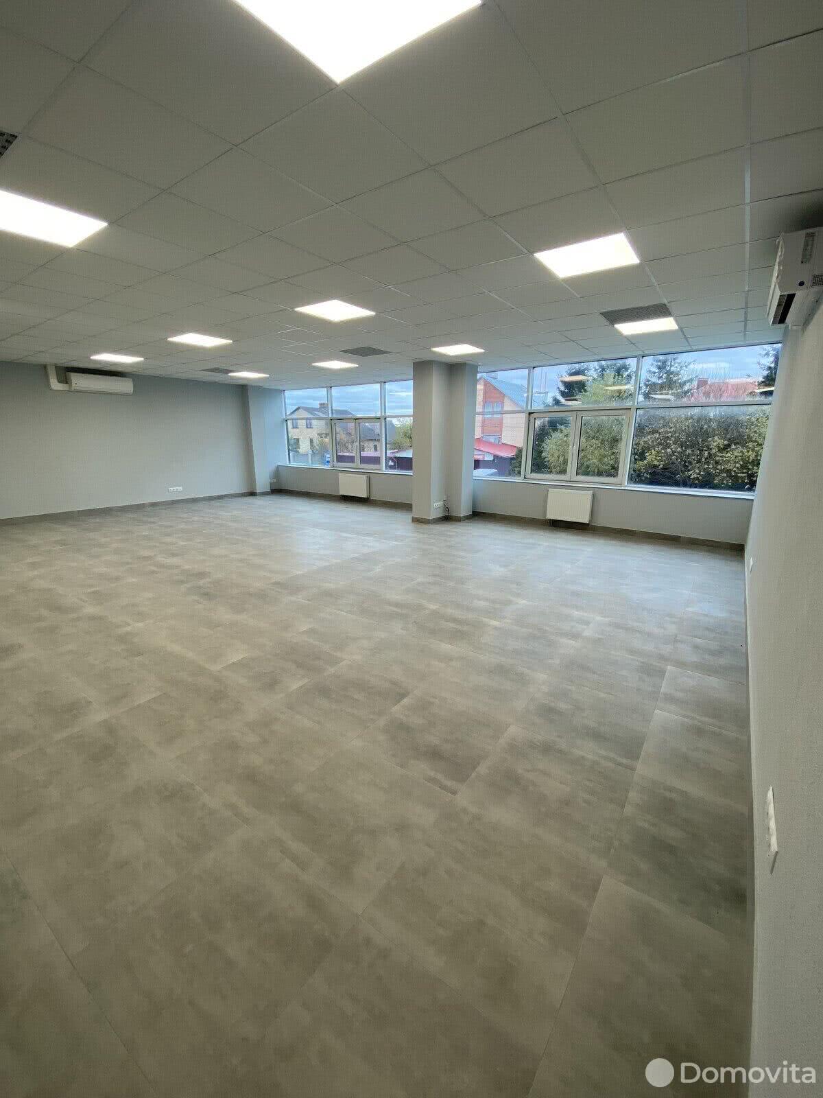 Купить помещение под сферу услуг в Минске, ул. Хмаринская, д. 2 - фото 17