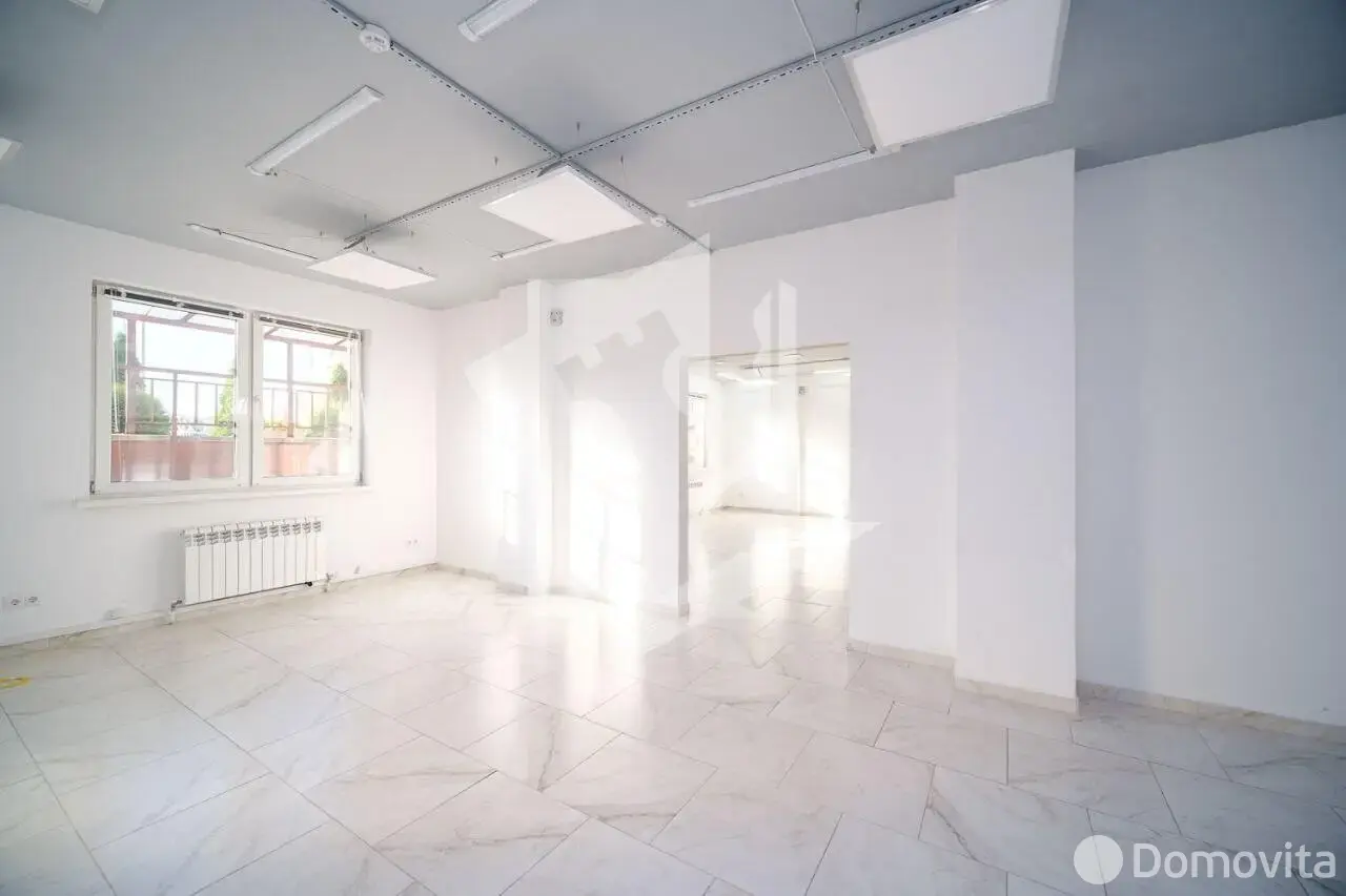 объект сферы услуг, Минск, ул. Петра Мстиславца, д. 24 на ст. метро Восток