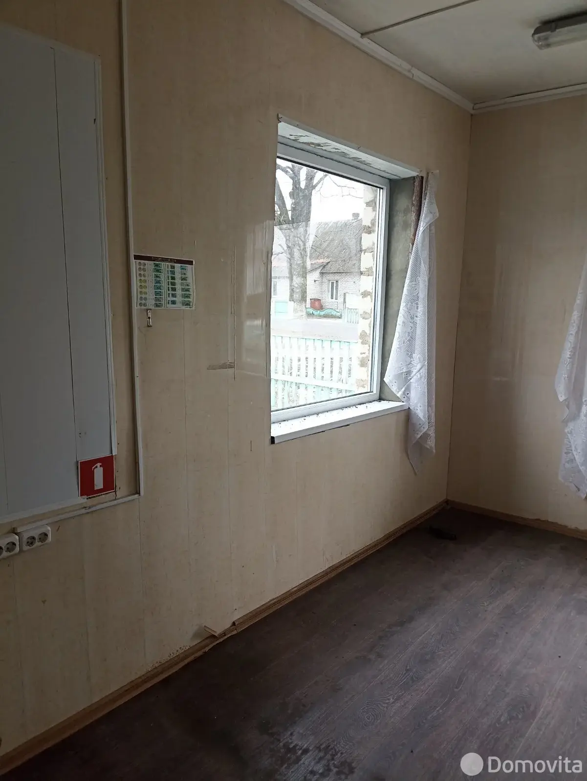 офис, Турец, 