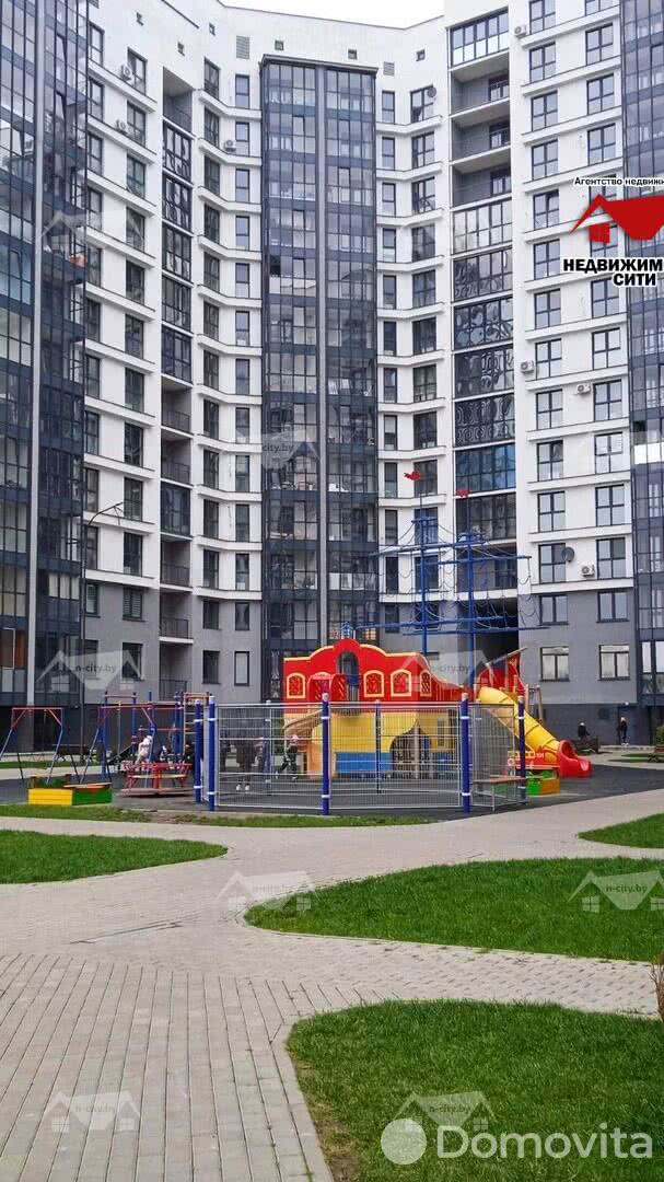 Продажа 2-комнатной квартиры в Солигорске, ул. Судиловского, д. 21, 68000 USD, код: 946303 - фото 1