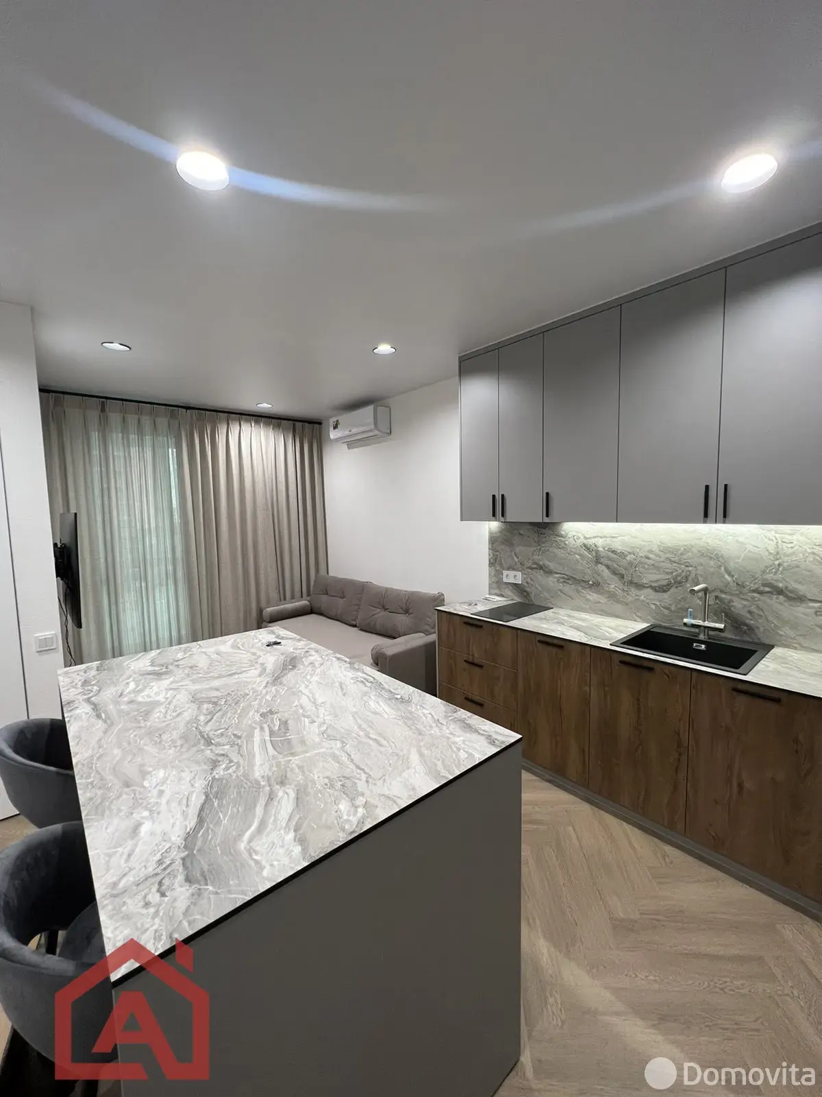 Снять 2-комнатную квартиру в Минске, ул. Михаила Савицкого, д. 1, 500USD, код 145500 - фото 1