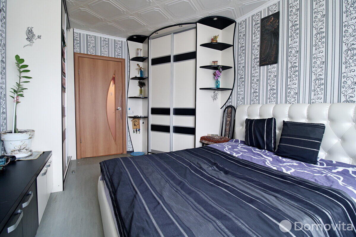 Продажа 3-комнатной квартиры в Минске, ул. Лейтенанта Кижеватова, д. 80/2, 78000 USD, код: 988836 - фото 2