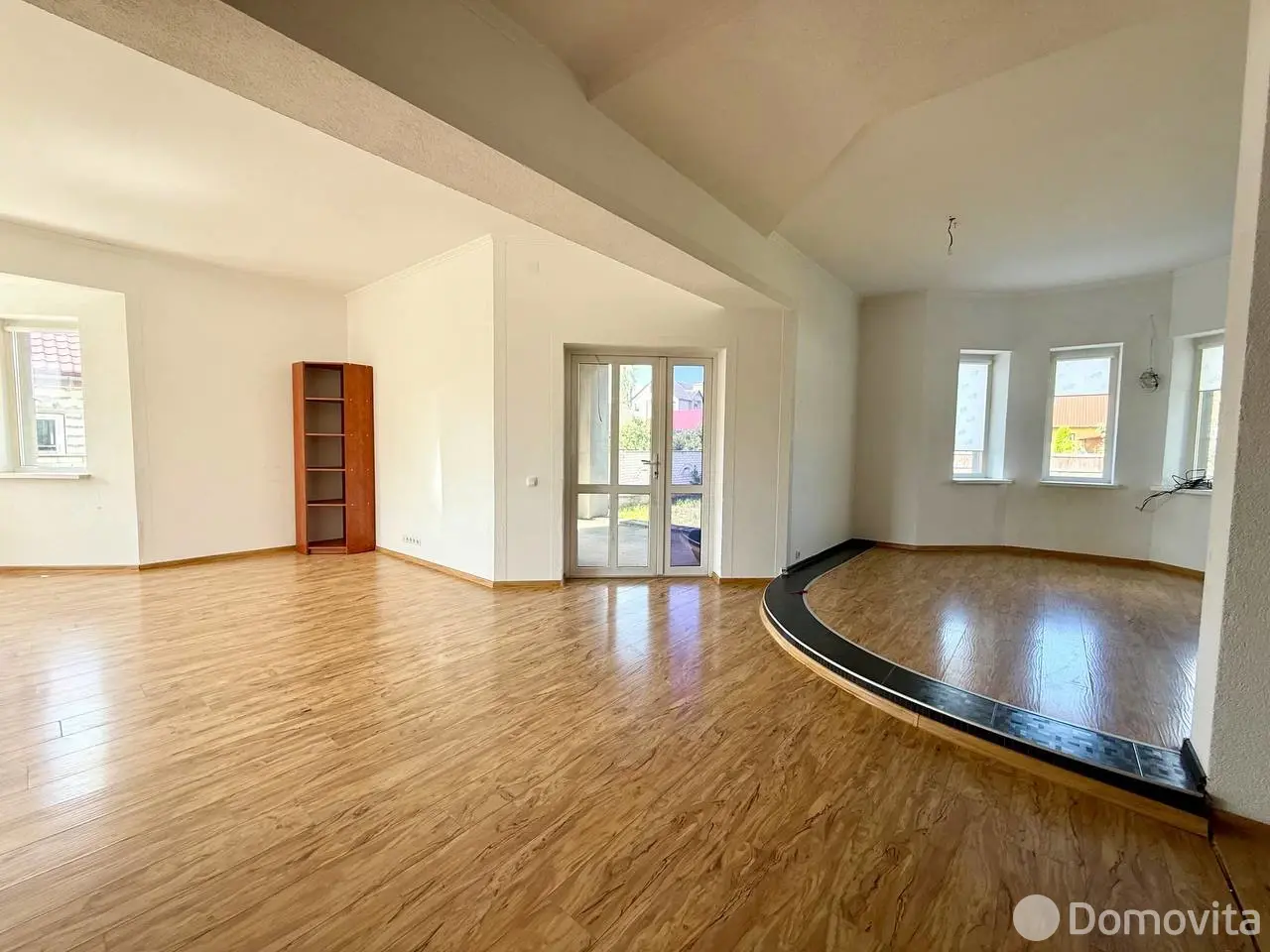 коттедж, Коробчицы, ул. Абрикосовая