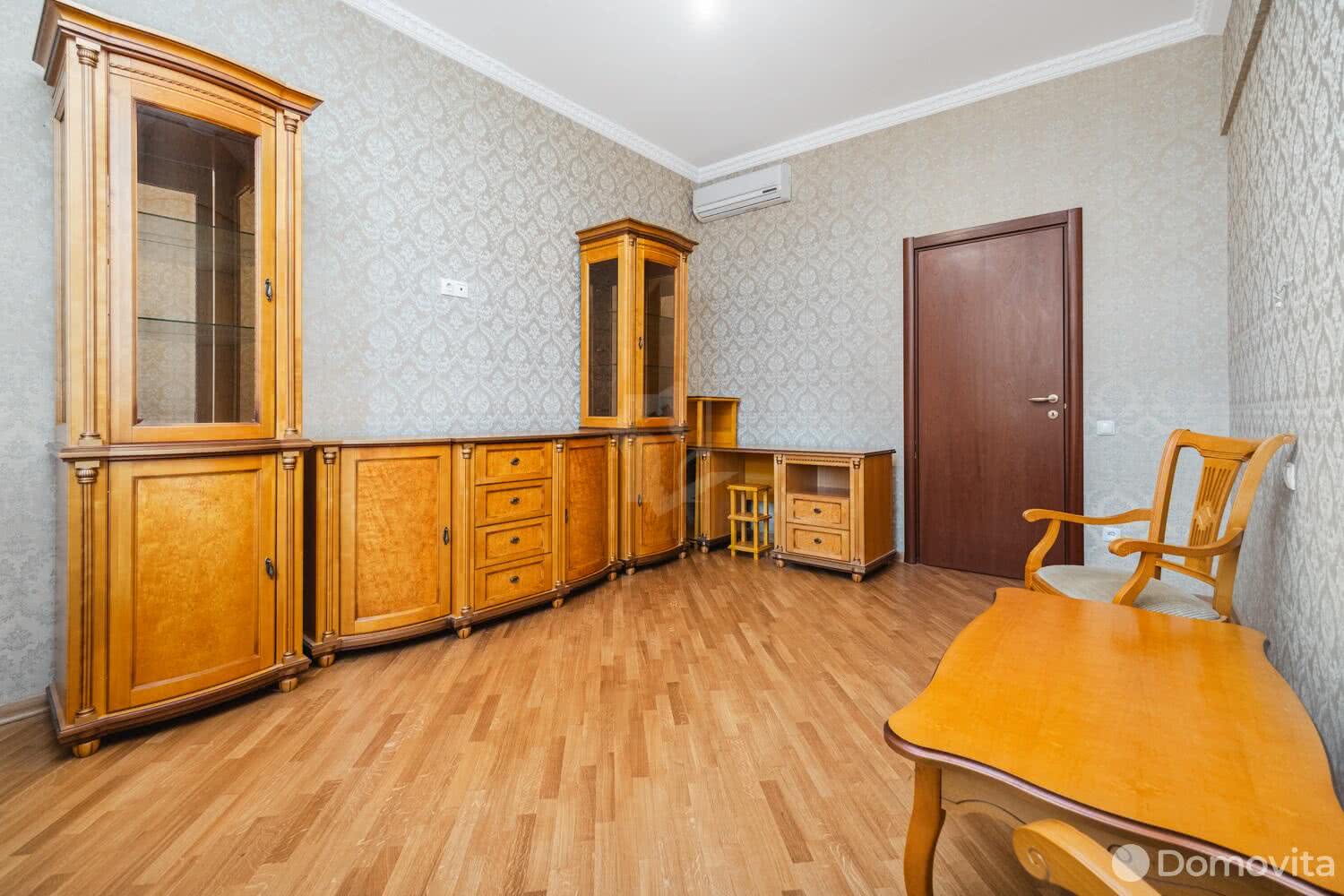 квартира, Минск, ул. Янки Купалы, д. 17, стоимость продажи 497 907 р.