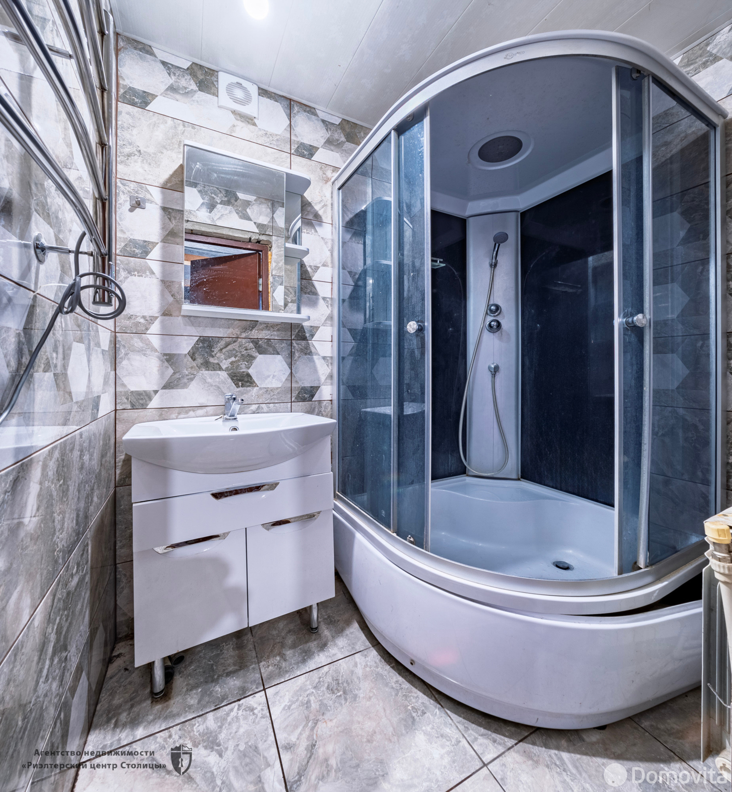 коттедж, Теплень, ул. Октябрьская, д. 17 