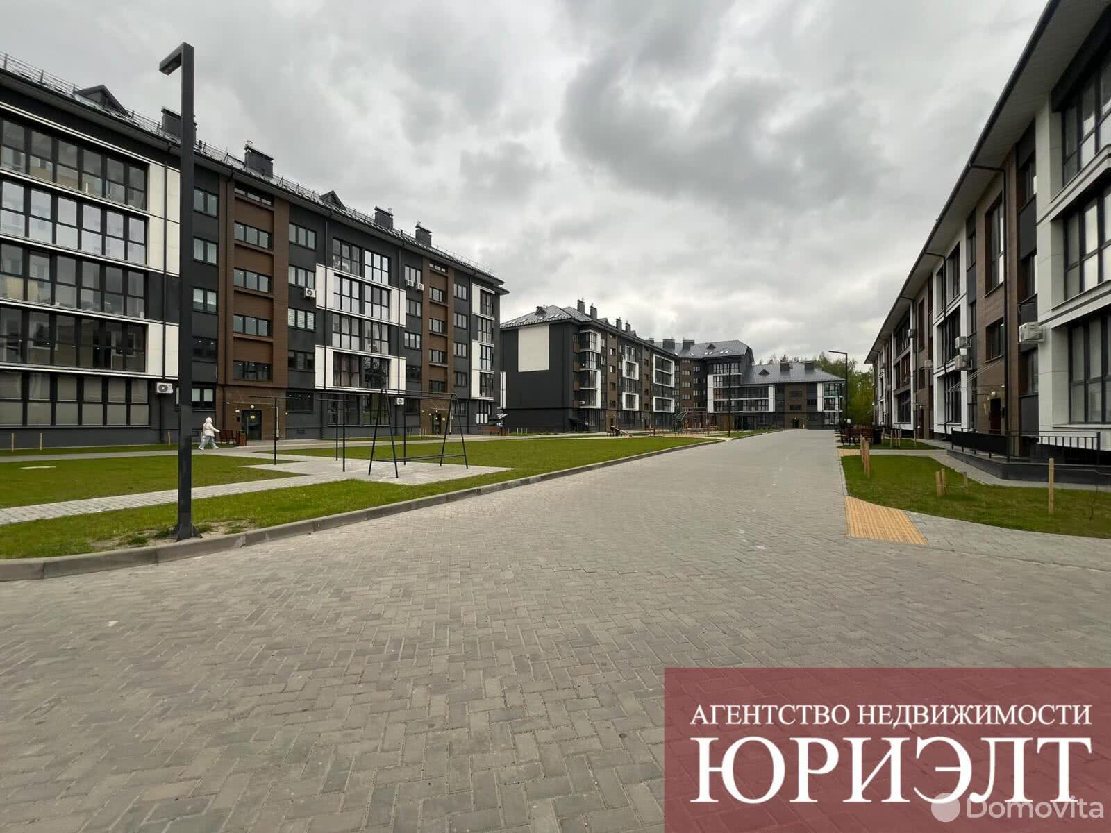 Продажа 4-комнатной квартиры в Бресте, пр-т Республики, д. 1, 114700 USD, код: 998494 - фото 1