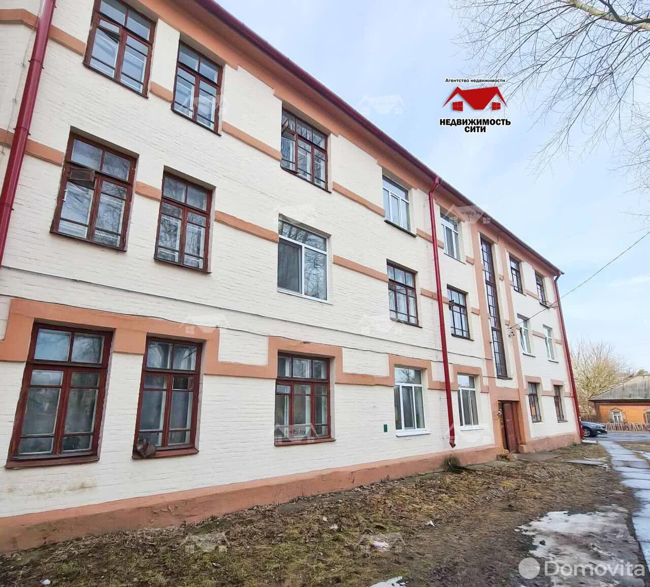 Продажа 3-комнатной квартиры в Осиповичах, ул. Вокзальная, д. 28, 20500 USD, код: 956794 - фото 1