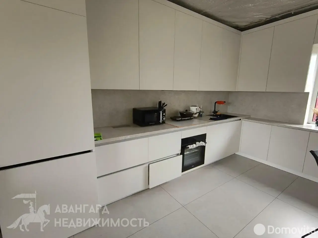 дом, ЦЭМовец, 