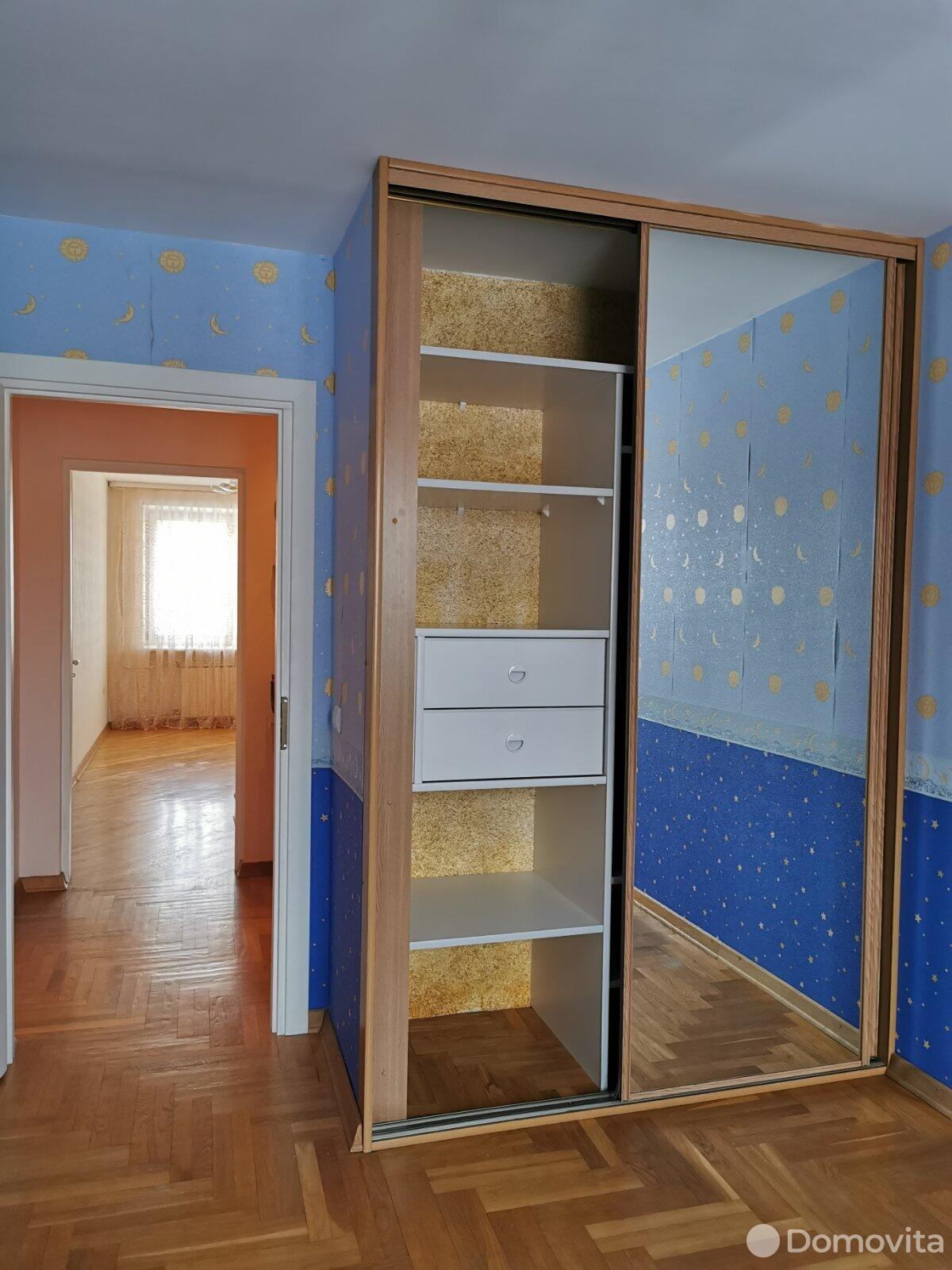Купить 3-комнатную квартиру в Солигорске, б-р Шахтёров, д. 3, 68000 USD, код: 781553 - фото 3