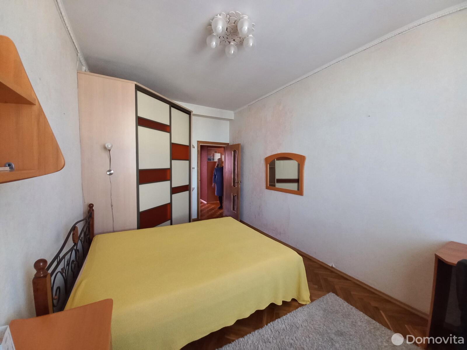 Продажа 2-комнатной квартиры в Минске, ул. Красная, д. 14, 99000 USD, код: 983721 - фото 4