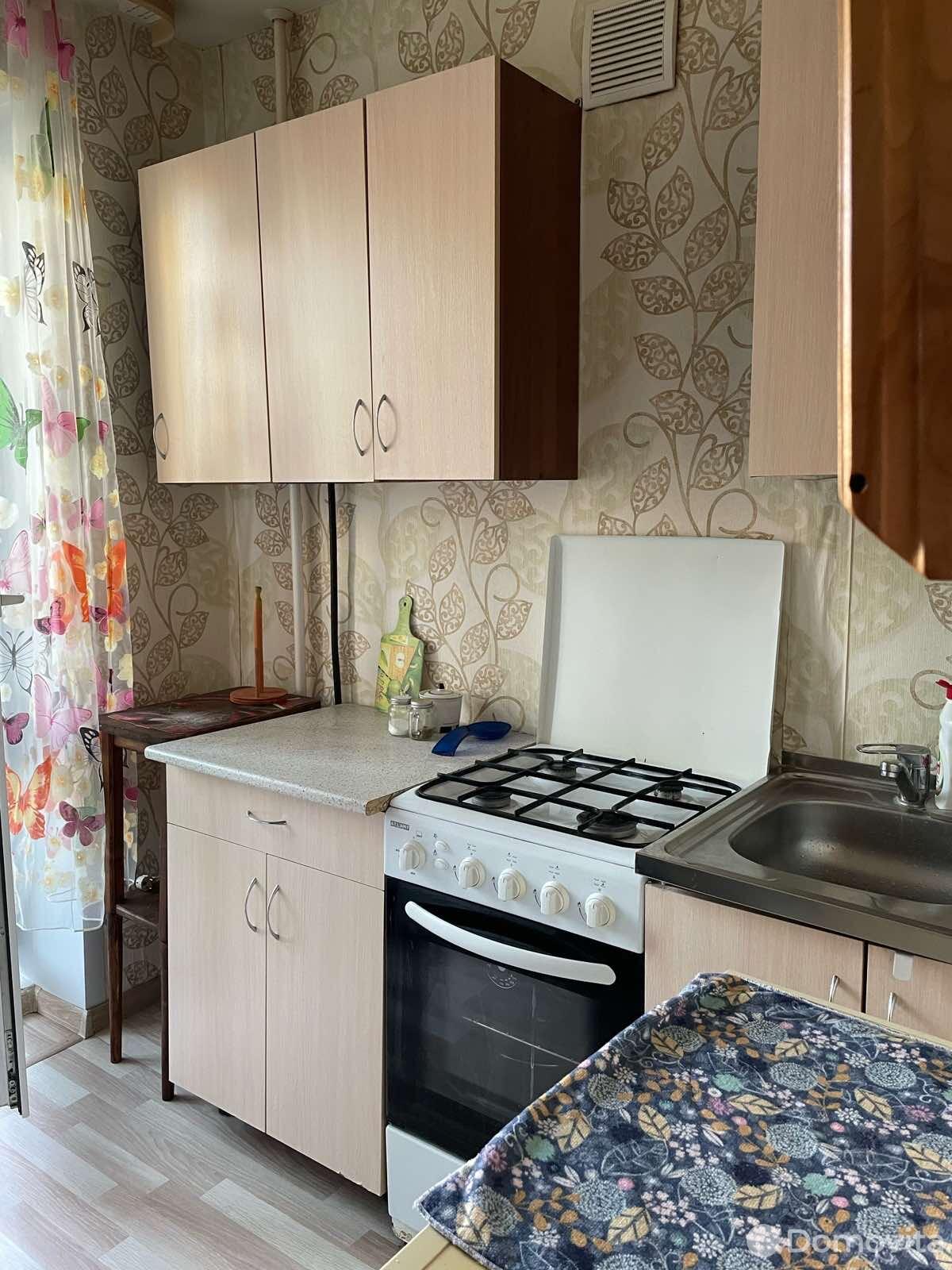 Купить 1-комнатную квартиру в Гомеле, ул. Рабочая, д. 20, 20500 USD, код: 1028104 - фото 3