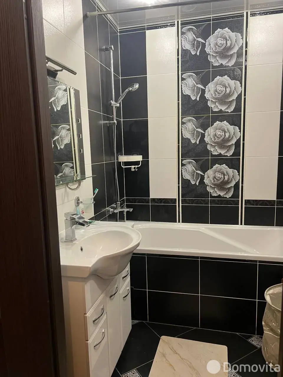 Цена аренды квартиры, Минск, ул. Петра Мстиславца, д. 5